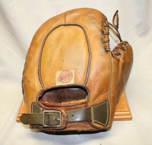 George Sisler Rawlings Early Buckle Back